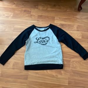 Levi’s Crewneck